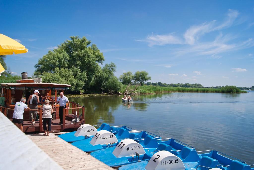 Seehotel Brandenburg an der Havel Brielow Exterior foto